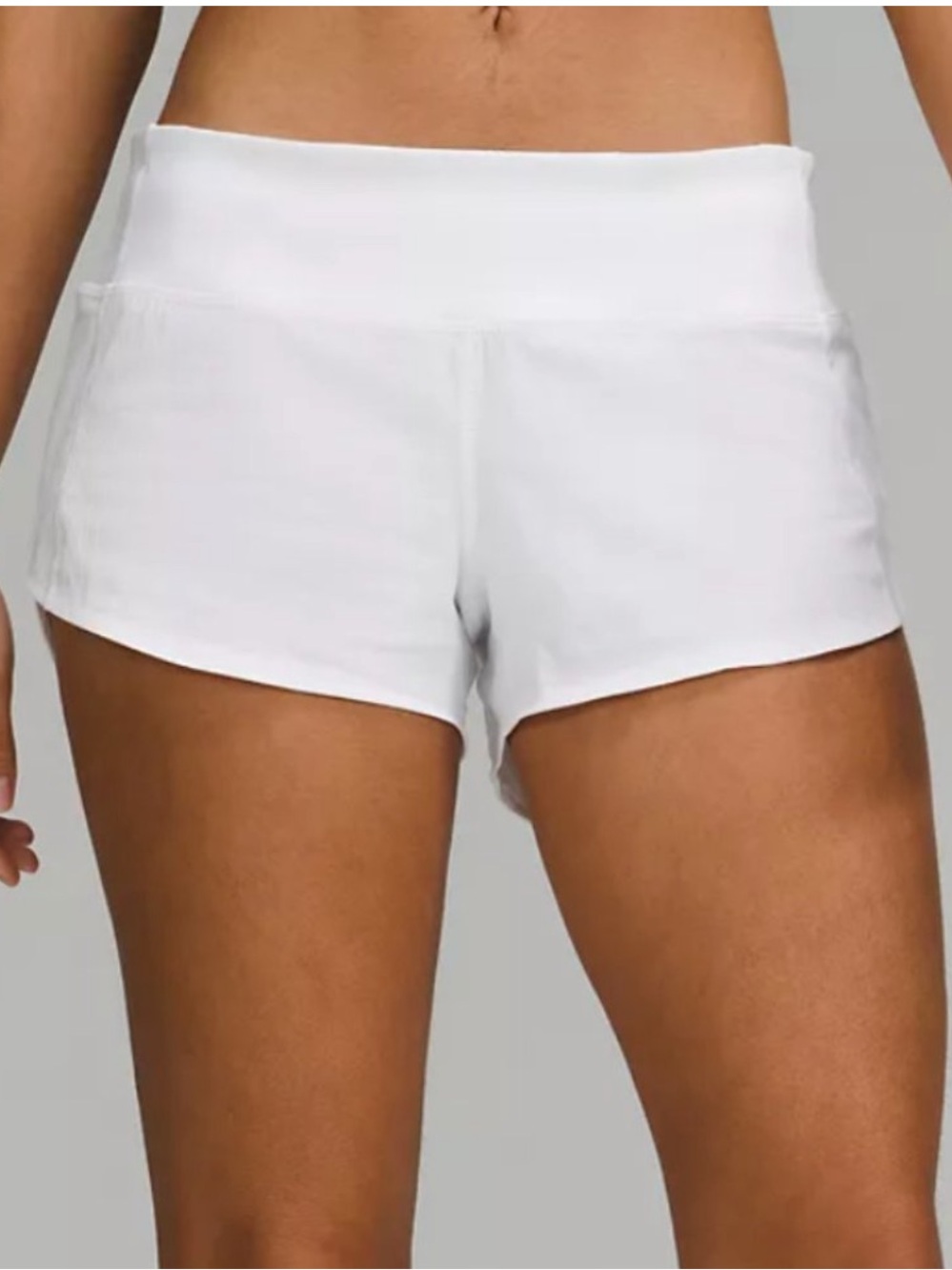 Lululemon Speed Up Low-Rise
Lined Shorts in White Size 8
